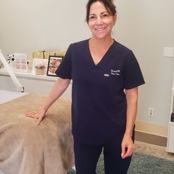 Dermal 911 Acne And Skin Care - Susanne is awesome
