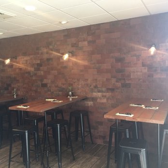 Junpuu - Cozy place with about 6 or 7 tables inside and 3 outside in front. - Ramen Near Me - Honolulu, Hawaii Junpuu - Cozy place with about 6 or 7 tables inside and 3 outside in front. - Ramen Near Me - Honolulu, Hawaii