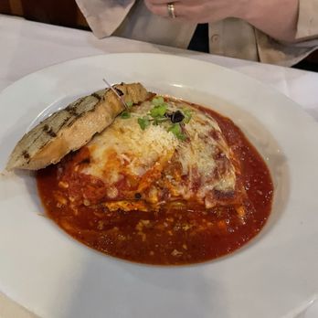 Lugo's - Homemade Lasagna - New American Near Me - Dickson, Tennessee Lugo's - Homemade Lasagna - New American Near Me - Dickson, Tennessee