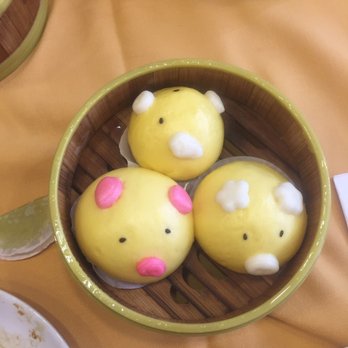 LN1380 - Custard buns!  So cute - Seafood Near Me - Little Neck, New York