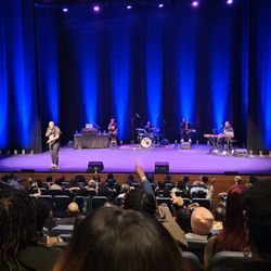 Tennessee Performing Arts Center - Here's The Thing was such a VIBE