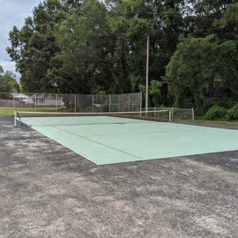 Lincoln Park - Lincoln Park tennis court, York - Playgrounds Near Me - York, South Carolina