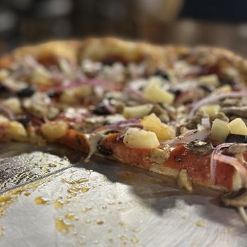 King Pizza - Medium, regular crust with pineapple TIMES 3. (Seriously?) - Pizza Near Me - Wenatchee, Washington King Pizza - Medium, regular crust with pineapple TIMES 3. (Seriously?) - Pizza Near Me - Wenatchee, Washington