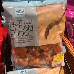 Marks & Spencer 食品專門店 - Will try those next time... Look mouthwatering