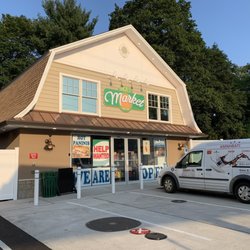 Suncrest Service Station - Convenience store