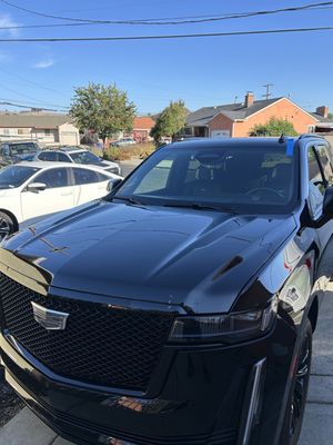 2024 Cadilac Escalate - Windshield replacement and ADAS recalibration 2024 Cadilac Escalate - Windshield replacement and ADAS recalibration