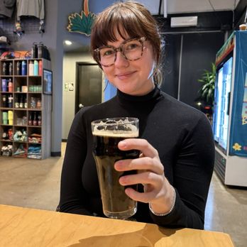 Pondaseta Brewing Company - My lovely girlfriend with her Pecan Porter - Breweries Near Me - Amarillo, Texas Pondaseta Brewing Company - My lovely girlfriend with her Pecan Porter - Breweries Near Me - Amarillo, Texas