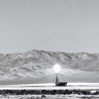 Desert Stateline Solar Facility - Mirrors reflect light. Water enters the tower, is heated and powers the generator.  Resulting in electricity being made. First of its kind. - Attraction Farms Near Me - Nipton, California