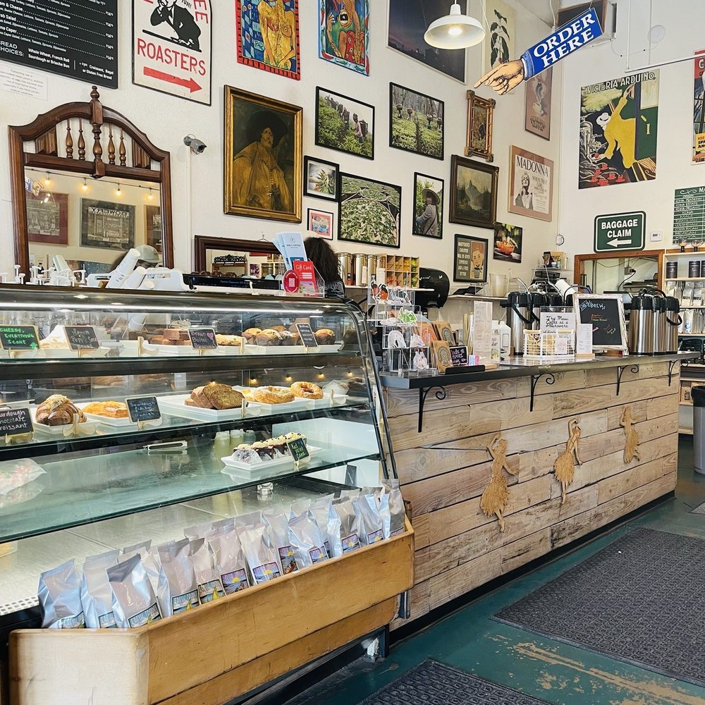 Maui Coffee Roasters - Coffee Roasteries Near Me - Kahului, Hawaii