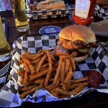 Dockside Brewery - Mutha Clucka with sweet potato fries - Breweries Near Me - Milford, Connecticut Dockside Brewery - Mutha Clucka with sweet potato fries - Breweries Near Me - Milford, Connecticut