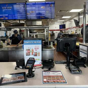 Domino's Pizza - Domino's staff working to get those delicious pizzas out to the customers - Pizza Near Me - Dallas, Texas Domino's Pizza - Domino's staff working to get those delicious pizzas out to the customers - Pizza Near Me - Dallas, Texas