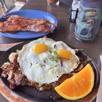 Breakfast Club - Homemade Hash Corned Beef - Breakfast & Brunch Near Me - Walnut Creek, California Breakfast Club - Homemade Hash Corned Beef - Breakfast & Brunch Near Me - Walnut Creek, California