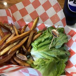 Nixie's - Ooohhhh my lettuce wrapped special burger with pepper jack cheese, mustard and pickles!!!!