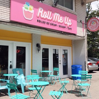 Roll Me Up Ice Cream & Desserts - Cute patio set up - Ice Cream & Frozen Yogurt Near Me - Markham, Ontario Roll Me Up Ice Cream & Desserts - Cute patio set up - Ice Cream & Frozen Yogurt Near Me - Markham, Ontario