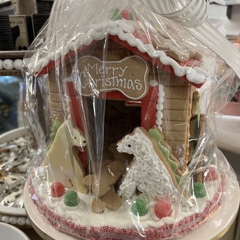 The Solvang Bakery - Real Gingerbread house - Bakeries Near Me - Solvang, California The Solvang Bakery - Real Gingerbread house - Bakeries Near Me - Solvang, California