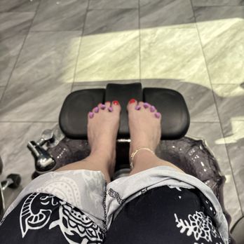 Kelly D Nails & Spa - The fastest pedicure in history, 15mins! My husband was done 10mins after I was NEVER EVER AGAIN - Nail Salons Near Me - Phoenix, Arizona