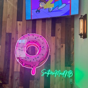 Southern Maid Donuts - Donuts Near Me - New Braunfels, Texas Southern Maid Donuts - Donuts Near Me - New Braunfels, Texas