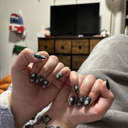 logan nails spa