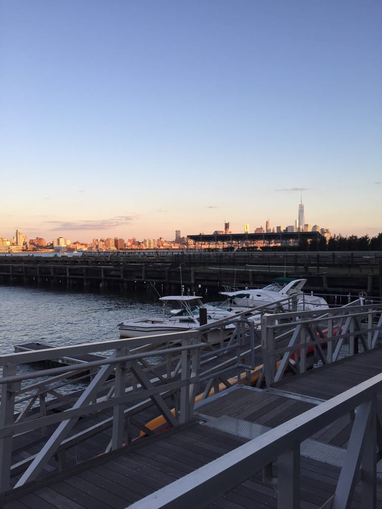 SHIPYARD DOG PARK Updated October 2024 Frank Sinatra Dr N Near 13th