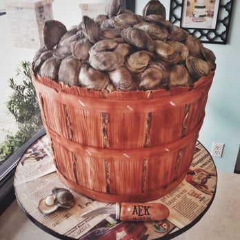 One Belle Bakery - oyster bucket cake - grooms cake - Bakeries Near Me - Wilmington, North Carolina One Belle Bakery - oyster bucket cake - grooms cake - Bakeries Near Me - Wilmington, North Carolina