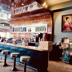 Comet Cafe