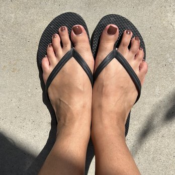 Holly's Nail Bar - Deluxe pedicure, my toe nails grow in so many different directions so I was happy with how cute they came out. - Nail Salons Near Me - Tustin, California Holly's Nail Bar - Deluxe pedicure, my toe nails grow in so many different directions so I was happy with how cute they came out. - Nail Salons Near Me - Tustin, California