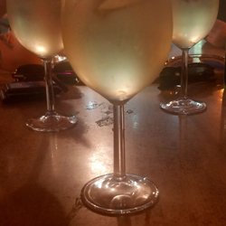 Cais de Santa Luzia Bar & Café - Super amazing white sangria!