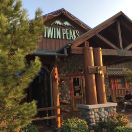 TWIN PEAKS - Updated September 2025 - 314 Photos & 262 Reviews - 6650 N