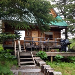 Moose Creek Cabins - The log cabin