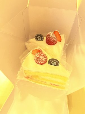 Paris Baguette by null