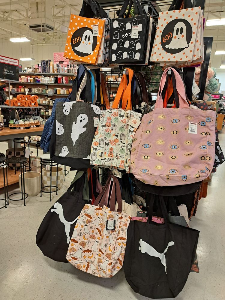 TJ MAXX - Updated October 2025 - 97 Photos & 37 Reviews - 930 Groveland