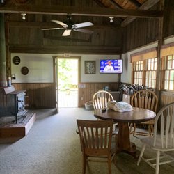 Buttonwood Golf Course Par 3 - Inside clubhouse
