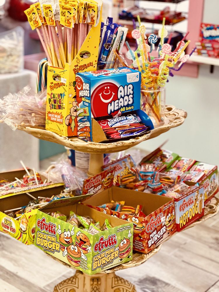 CANDY LANE ON MAIN Updated August 2024 15 Photos 37 Main St