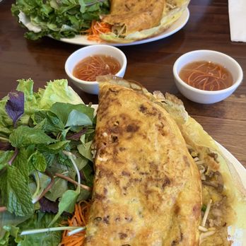 Pho Ban Mai - Banh Xeo (Sizzling Special Vietnamese Crispy Crepe) - Vietnamese Near Me - San Diego, California Pho Ban Mai - Banh Xeo (Sizzling Special Vietnamese Crispy Crepe) - Vietnamese Near Me - San Diego, California