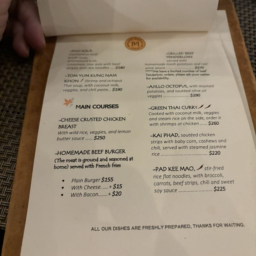 Mercader - Menu in pesos - Thai Near Me - La Crucecita, OAX