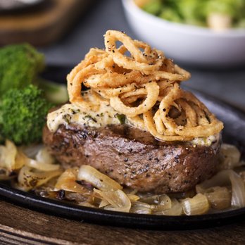 Logan's Roadhouse - Steakhouses Near Me - Abilene, Texas