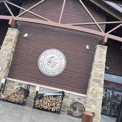 Choctaw Country Market - Outside on a rainy day