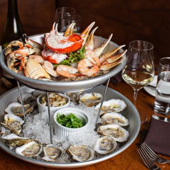 Corner Chophouse - Steakhouses Near Me - Winter Park, Florida