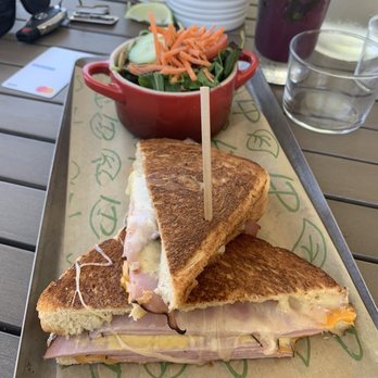 Lake Park Diner - Ham n Cheese - New American Near Me - Naples, Florida