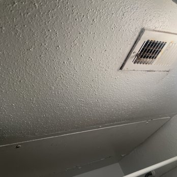 Deerbrook Garden Apartments - Bathroom where it's bulging - Apartments Near Me - Humble, Texas Deerbrook Garden Apartments - Bathroom where it's bulging - Apartments Near Me - Humble, Texas