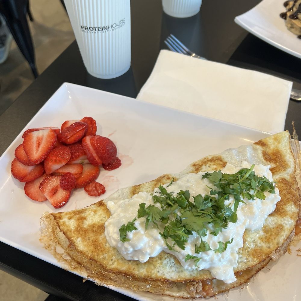 PROTEINHOUSE - Super bird omelette, 9g carbs - Juice Bars & Smoothies Near Me - Modesto, California PROTEINHOUSE - Super bird omelette, 9g carbs - Juice Bars & Smoothies Near Me - Modesto, California