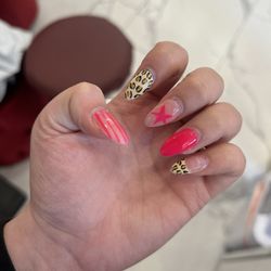 TL Nails & Glamour Spa