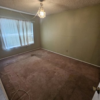 Clutter and Hoarding Pros - Junk Removal & Hauling Near Me Clutter and Hoarding Pros - Junk Removal & Hauling Near Me
