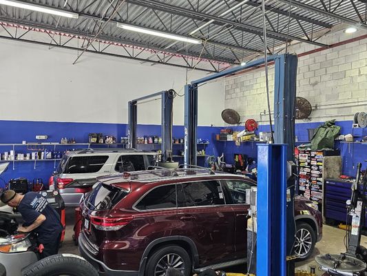 MASTER TECHS AUTO REPAIR - L