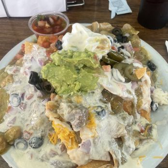 Ranchos Liberty Cafe - Chile verde nachos - American Near Me - Madera, California Ranchos Liberty Cafe - Chile verde nachos - American Near Me - Madera, California