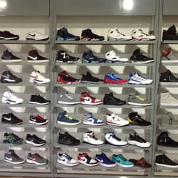 L & M Footwear