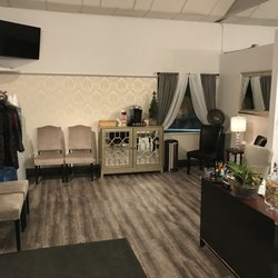 Salon Elegance