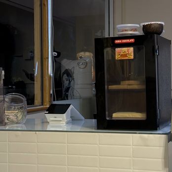 Dave’s McCully - Ice Cream & Frozen Yogurt Near Me - Honolulu, Hawaii