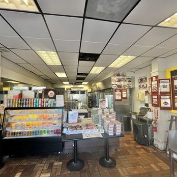 Adela’s Country Eatery - Hawaiian Near Me - Kaneohe, Hawaii