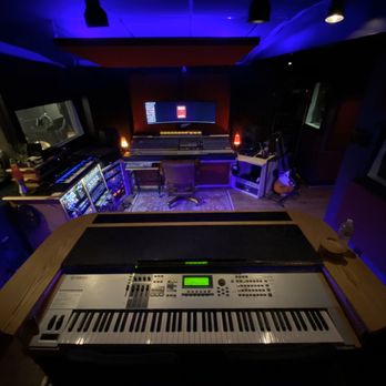 Red 3 Music - Music Production Services Near Me - Nashville, Tennessee Red 3 Music - Music Production Services Near Me - Nashville, Tennessee